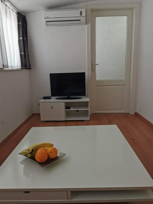 Teni Split Kültér fotó